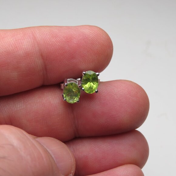 *925 Sterling Silver Genuine Peridot Earring Studs - Picture 2 of 5